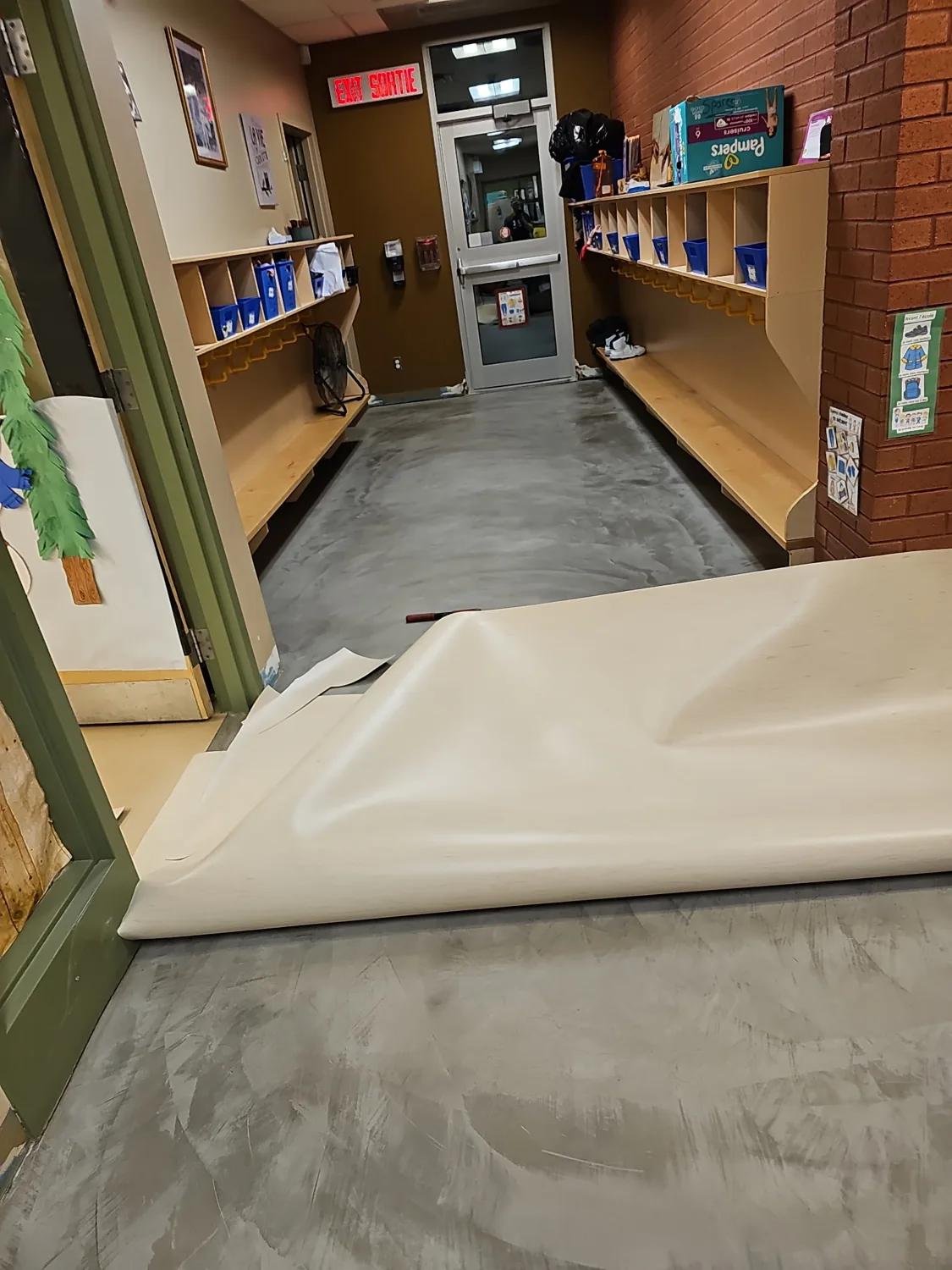 Commercial sheet vinyl flooring in a North Bay hallway installed by JD Flooring